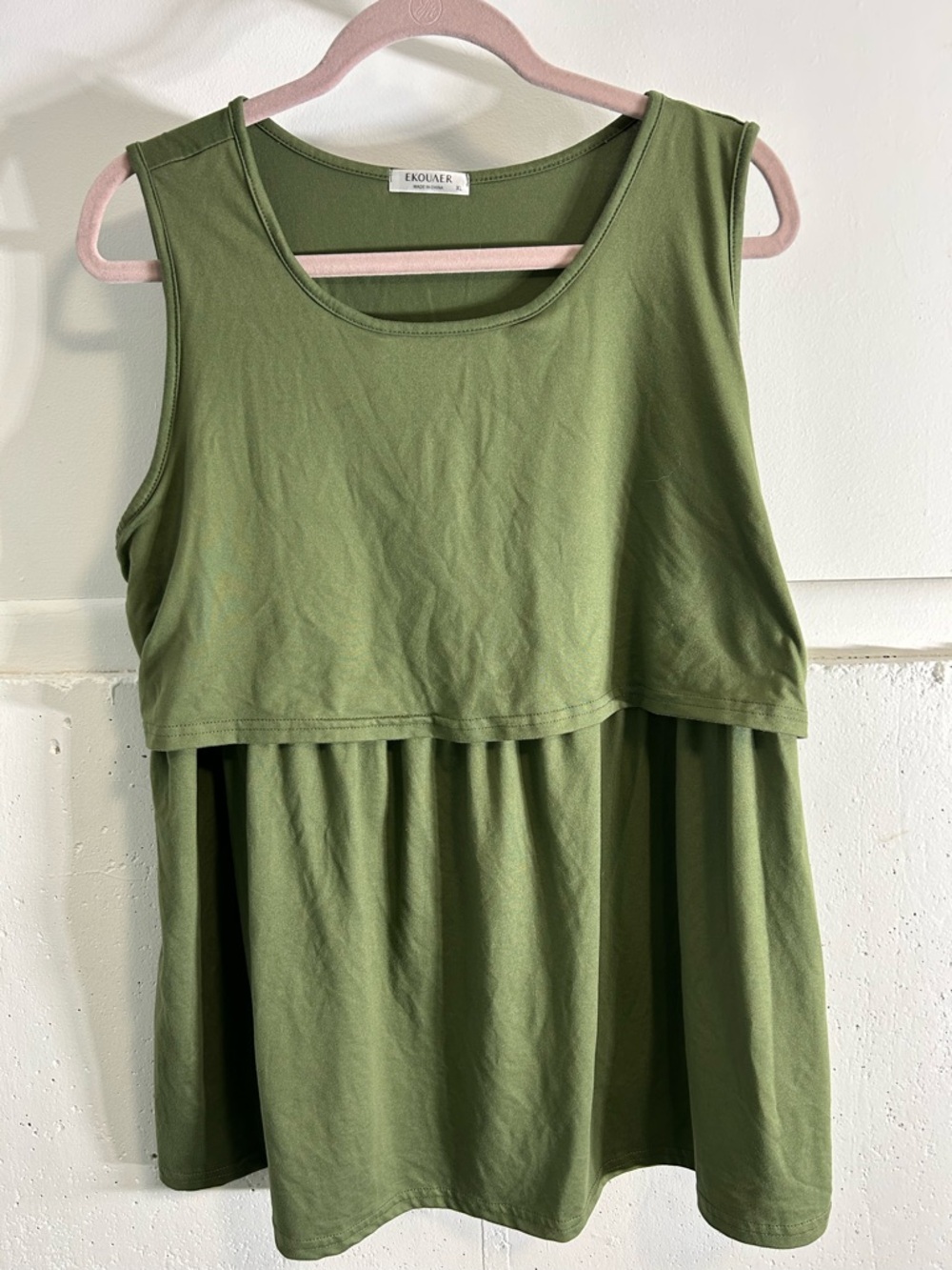 Ekouaer Olive Green Sleeveless Nursing Tank